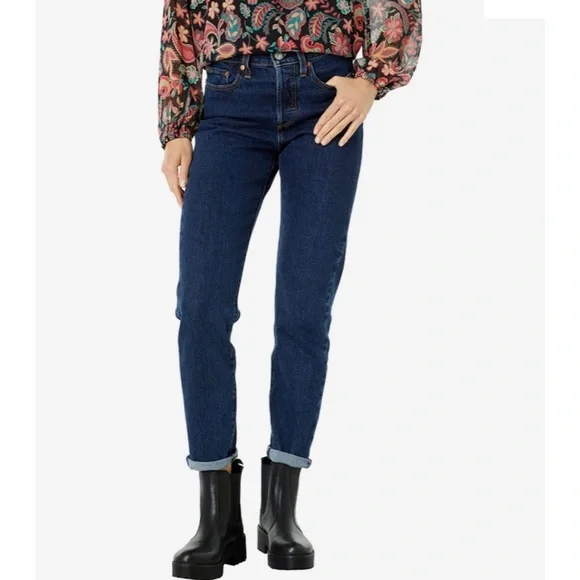 NWOT Levi’s Wedgie Jeans Dark Wash - Picture 2 of 10